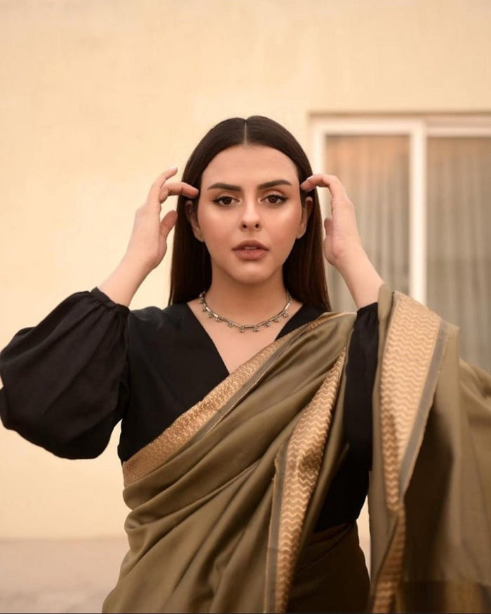 Handloom Silk: Geet