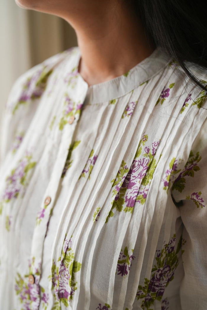 Samika White Mulmul Boota Set- Purple
