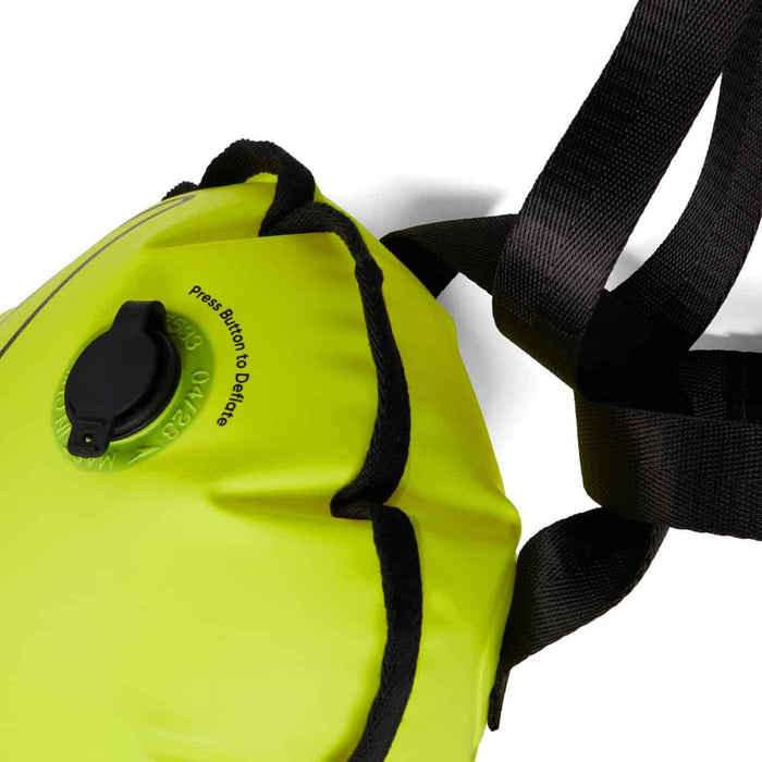 Yellow and black Speedo OW Tow Float designed for swimming safety and visibility during open water activities.