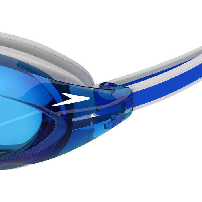 Speedo Vanquisher 3.0 swimming goggles in blue and cobalt, featuring a sleek design with adjustable strap and clear lenses.