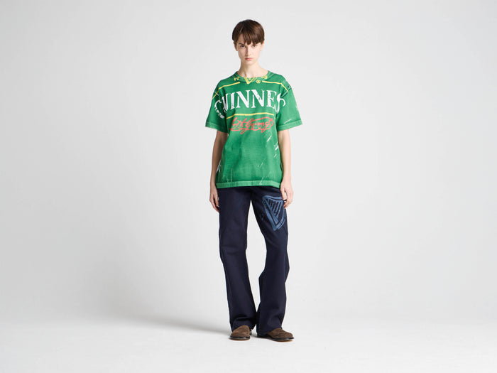 CL_JW ANDERSON X GUINNESS BOTTLE TOP PRINT T-SHIRT IN BLACK