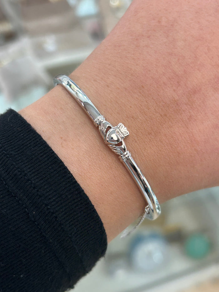 Claddagh Bangle