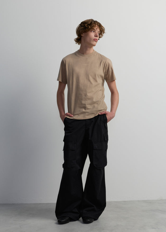 CREAM MINIMALIST GRAPHIC TEE