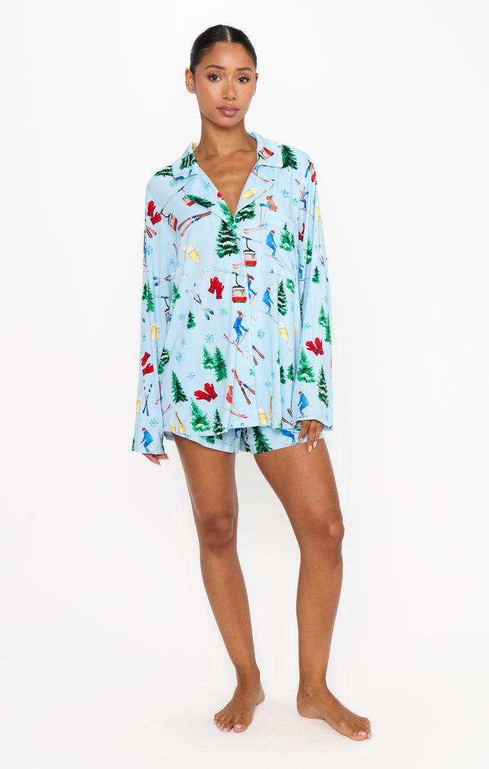 badge_model-wears-size-s