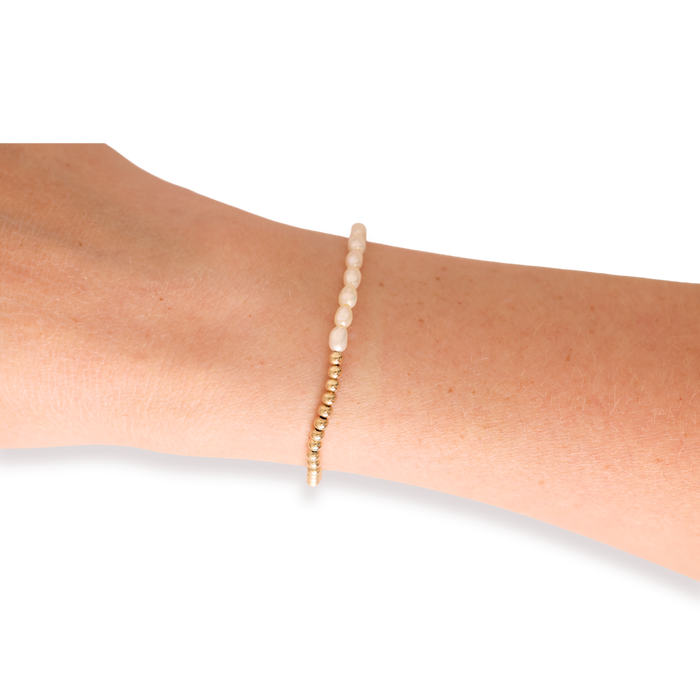 Hannah Pearl Bracelet