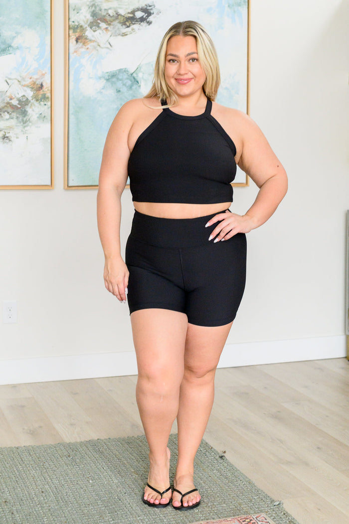 Hot Girl Walks Athletic Biker Shorts in Black