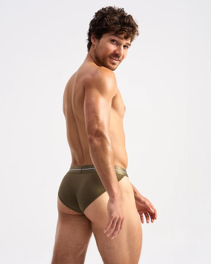 ICON SPORTS BRIEF
