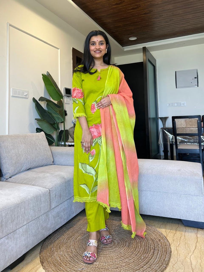 Kiro Floral Embroidered Set- Green