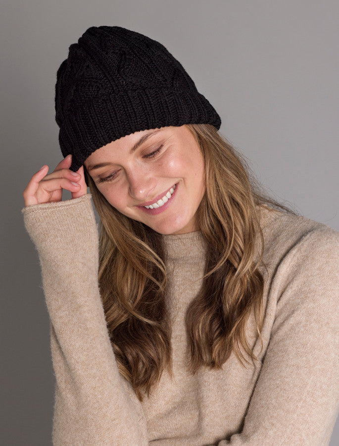 Ladies Aran Super Soft Merino Wool Hat - Black #color_black