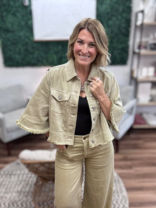 Liverpool - 3/4 Sleeve Frayed Flounce Jacket