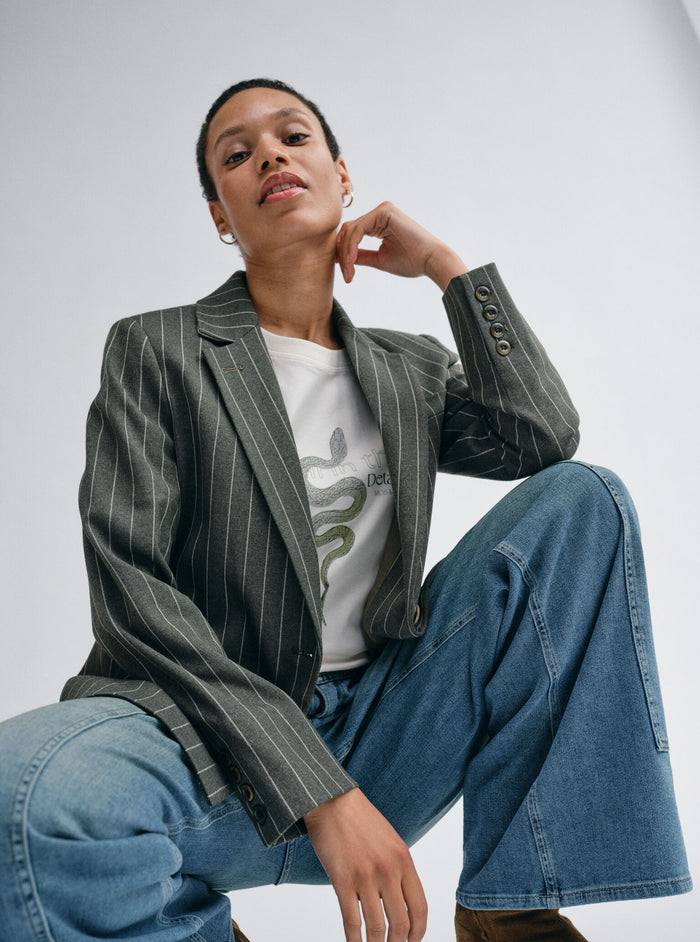Modelshot / Olive Night / Detail