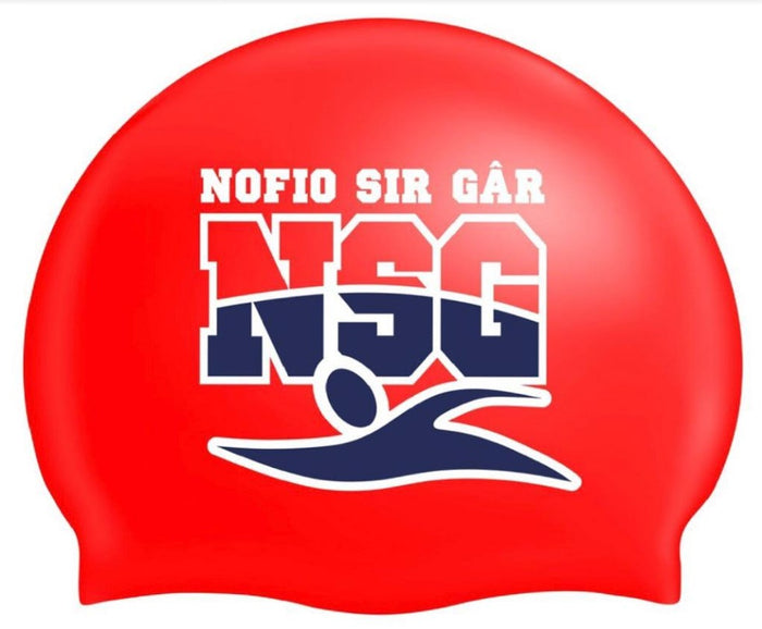 Red, navy, and white AK Club Kit Nofio Sir Gar swimming cap with club logo, designed for swimmers.