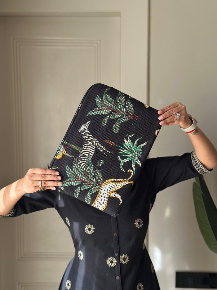 Quilted Laptop Sleeve- Black Jungle