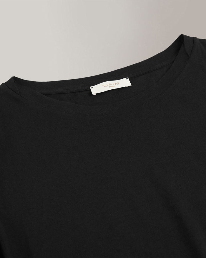 Zanone - Regular fit jumper with boat neckline in organic IceCotton - black
