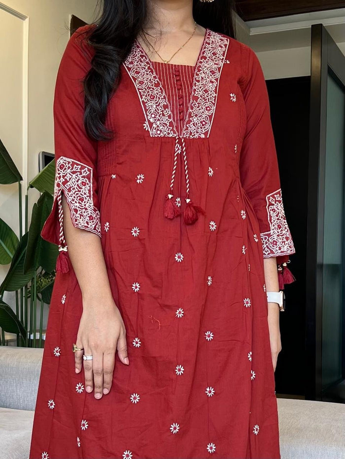 Samara Threadwork Cotton Set- Maroon