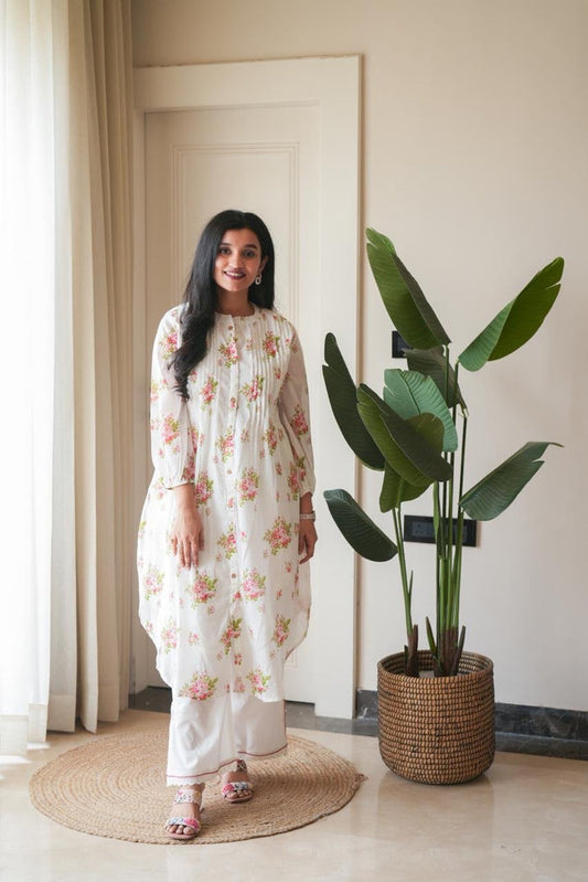 Samika White Mulmul Boota Set- Pink