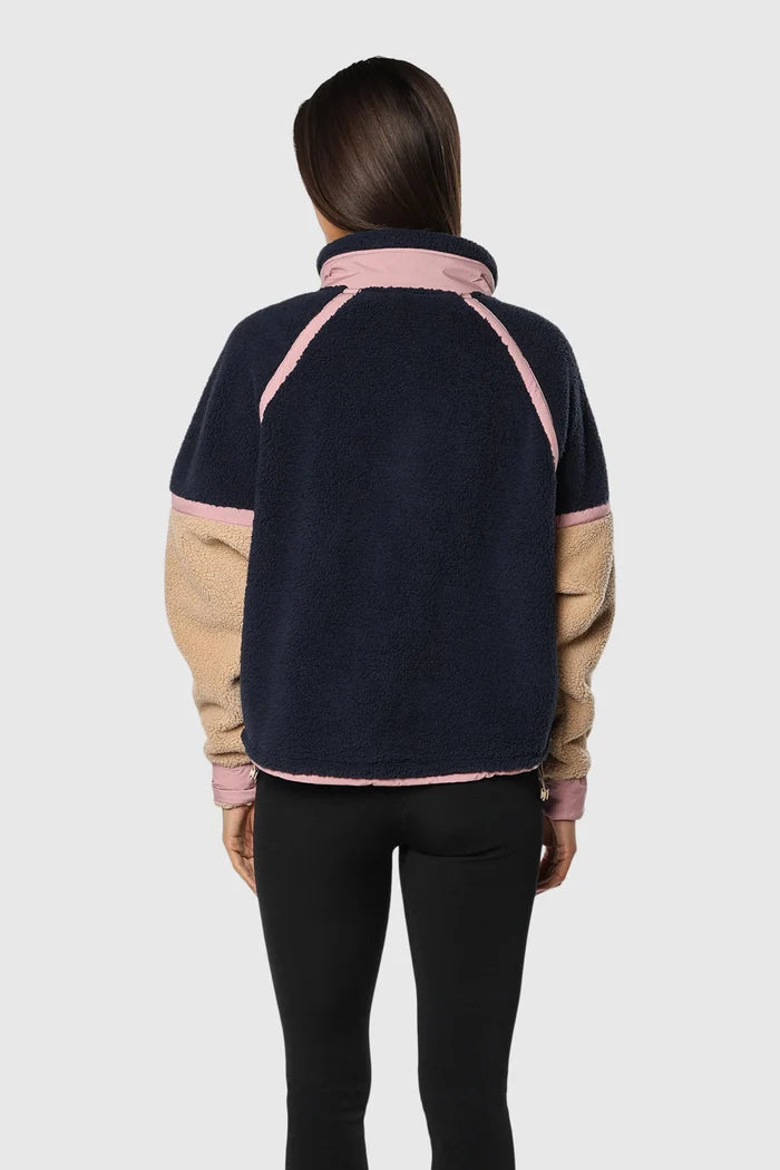 Sherpa 1/4 Zip Outerwear - Side