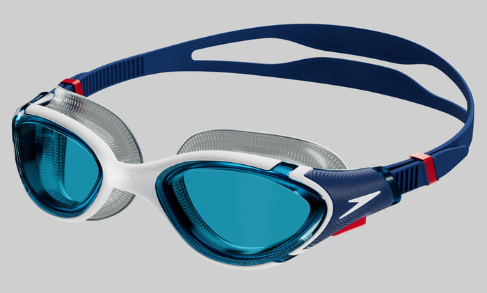 Speedo Biofuse 2.0 blue swimming goggles with adjustable straps and clear lenses for comfortable swimming.