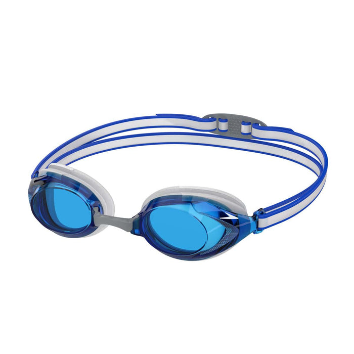 Speedo Junior Vanquisher 3.0 swimming goggles in blue and cobalt, with adjustable straps and clear lenses for young swimmers.