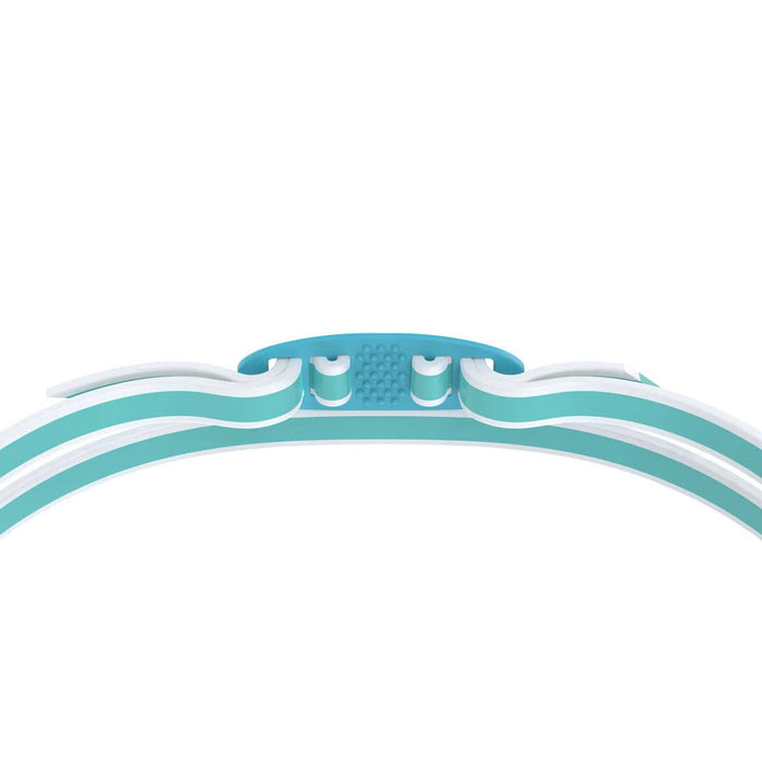 Speedo Women's Vanquisher 3.0 Mirrored goggles with Bachelor Button, Celeste and Gold Mirror lenses, designed for swimming comfort and style.