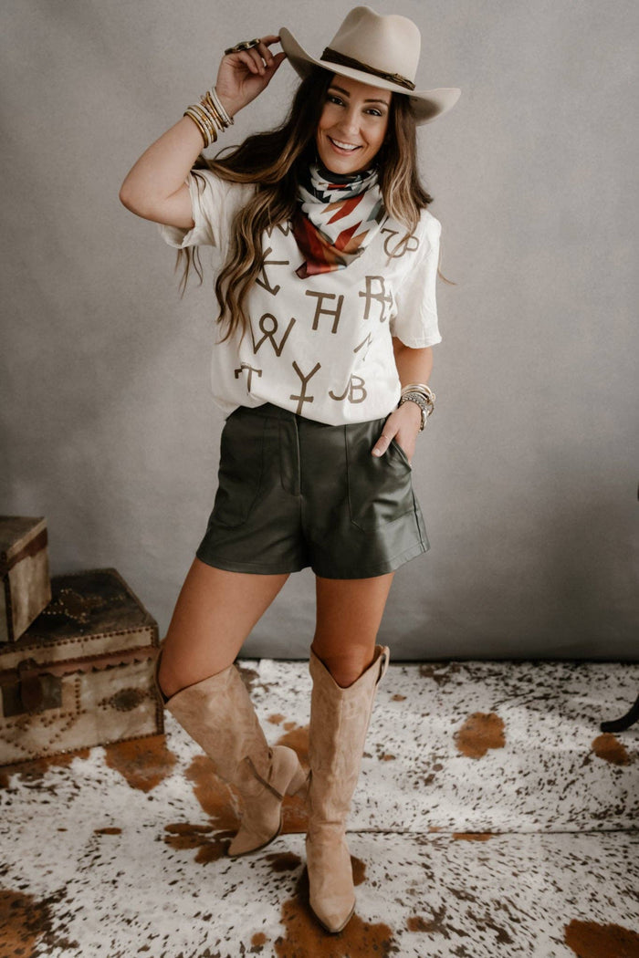 TEE GINA BRAND