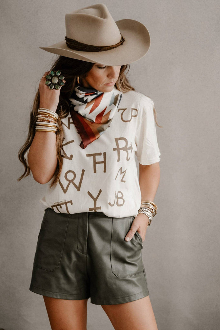 TEE GINA BRAND