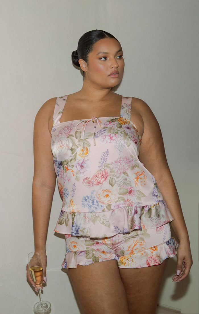 badge*model-wears-size-xl