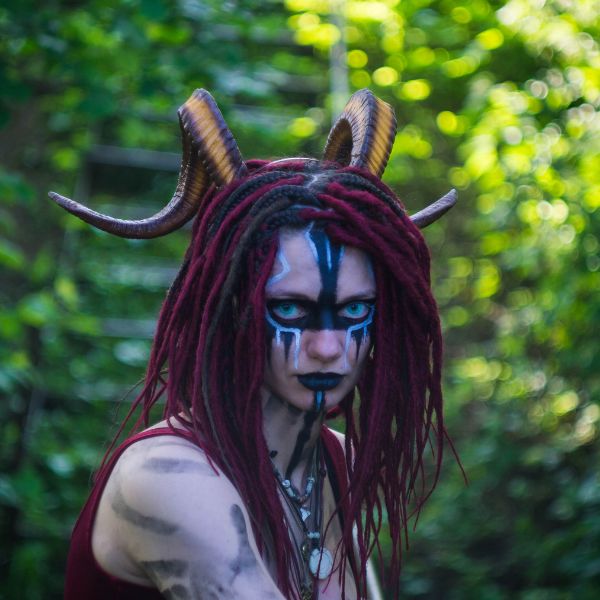 Twisted demon horns headband elegant curved ram cosplay accessory