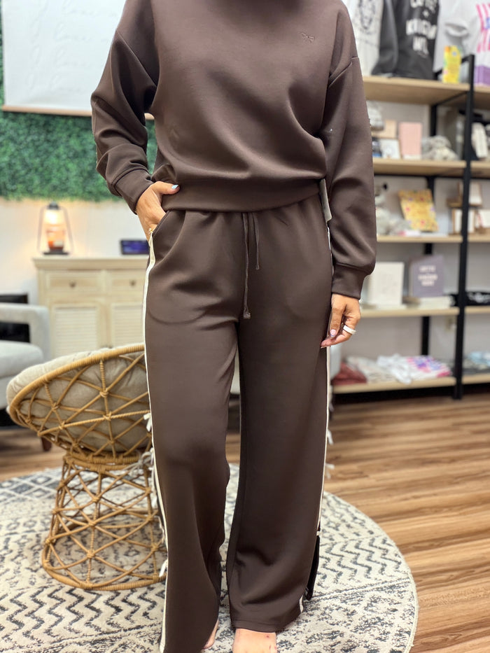 Two-Piece Bow Detail Set